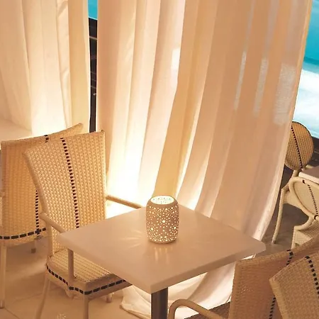 La Mykonos Kalafatis