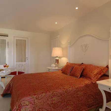 La Mykonos Отель 5*