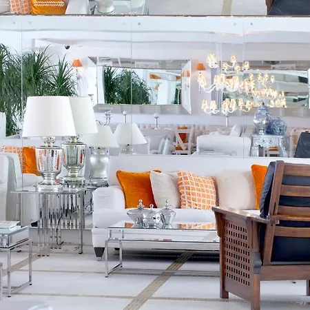 La Mykonos