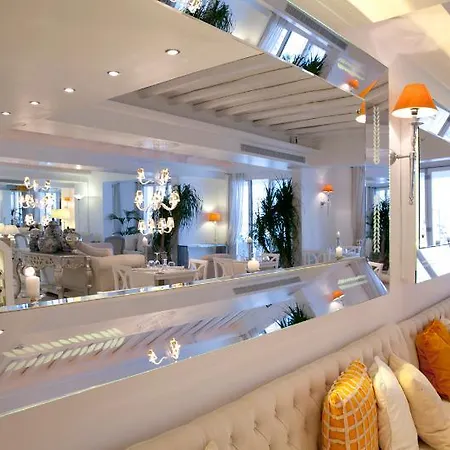 La Mykonos 5*